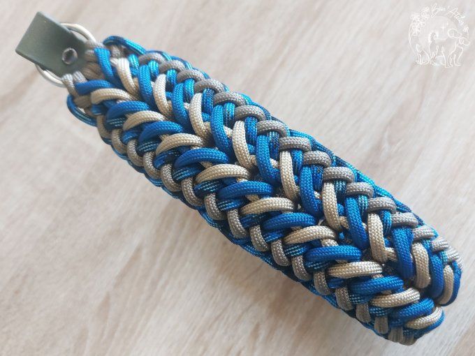 COLLIER REGLABLE "FALCO" - A adopter