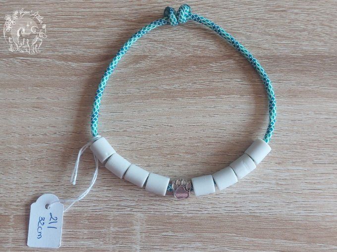CHIENS _ COLLIER ANTI TIQUE & PUCE _ A adopter