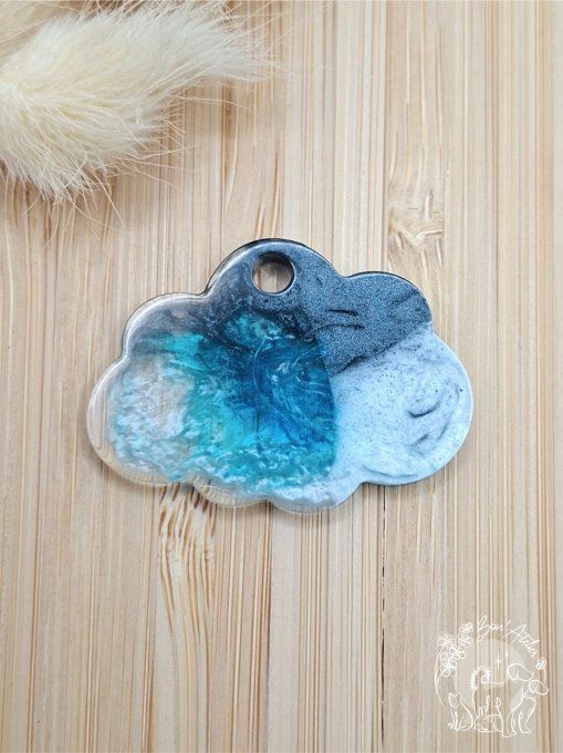 MEDAILLE ou PORTE-CLEFS "NUAGE BLEU"