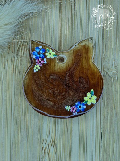 MEDAILLE ou PORTE-CLEFS "CHAT FLEURI"
